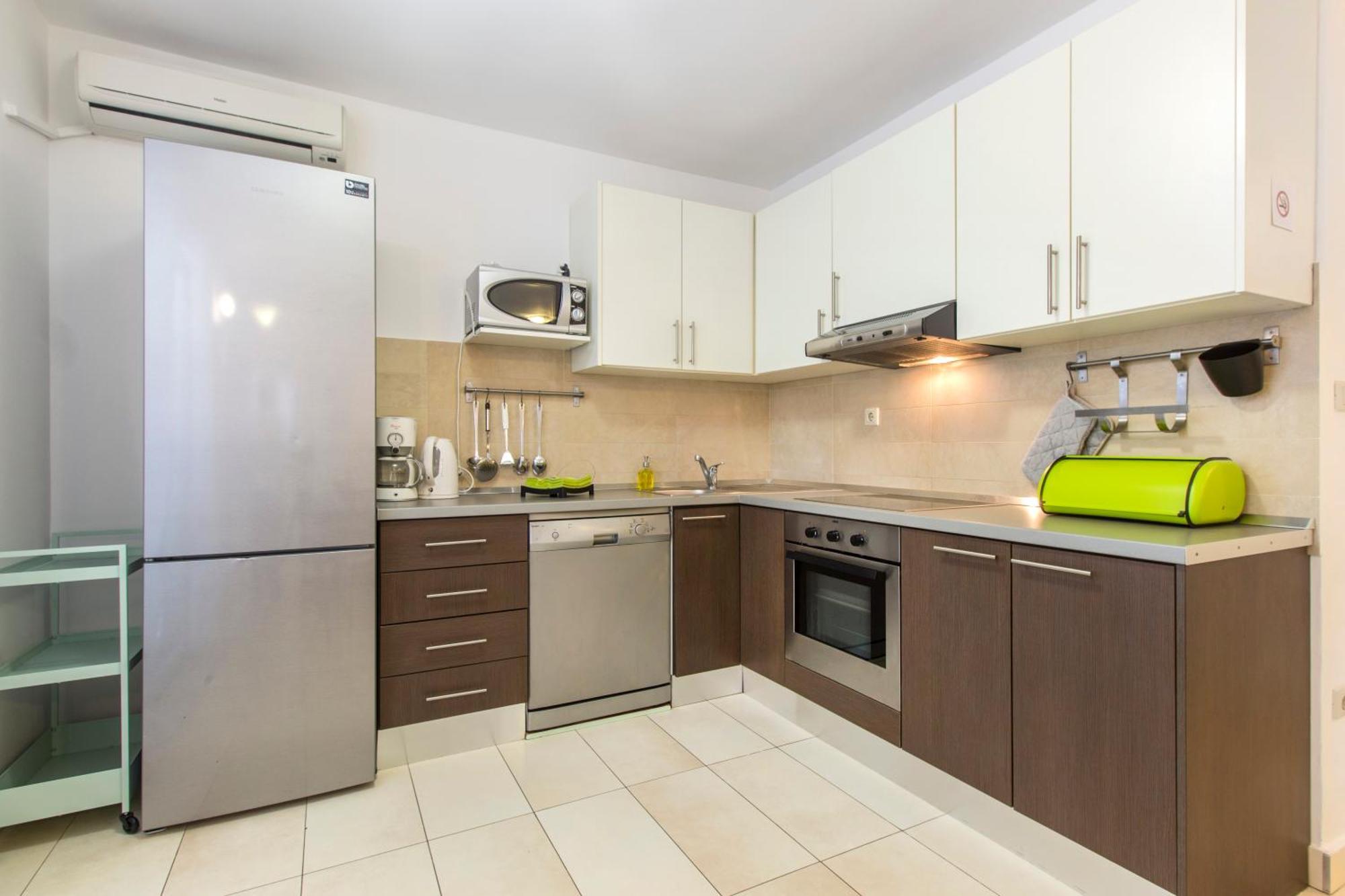 Apartmani Gnjidic ซรีมา ภายนอก รูปภาพ