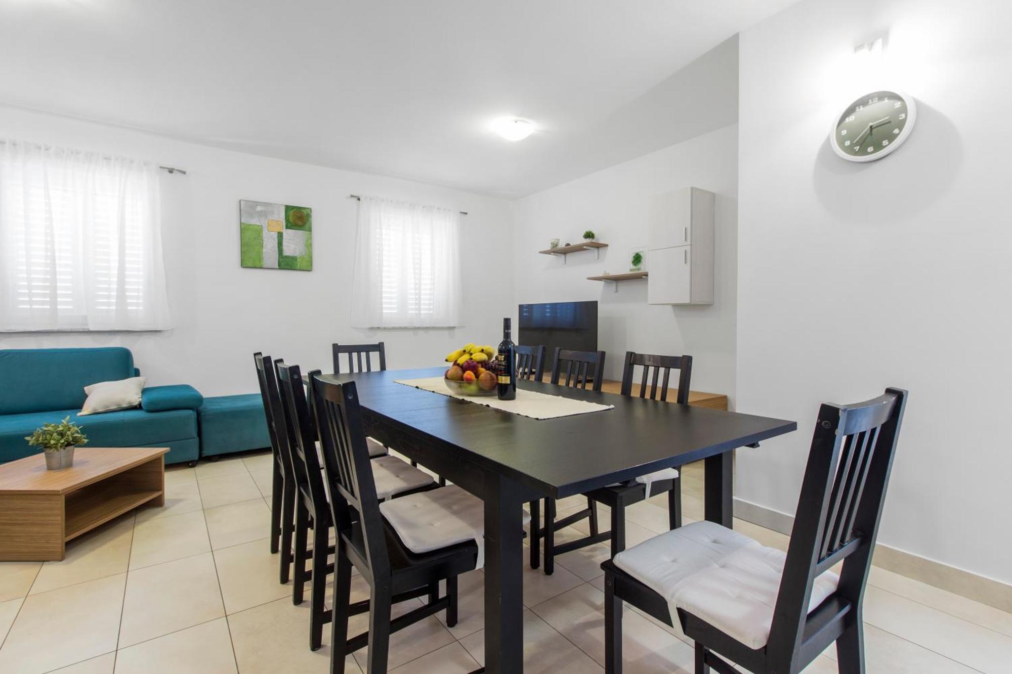 Apartmani Gnjidic ซรีมา ภายนอก รูปภาพ