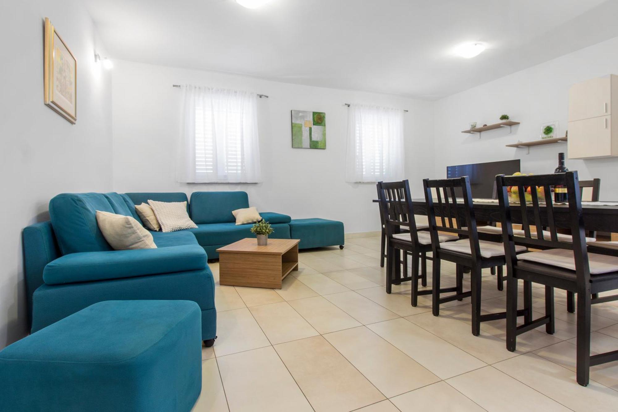 Apartmani Gnjidic ซรีมา ภายนอก รูปภาพ
