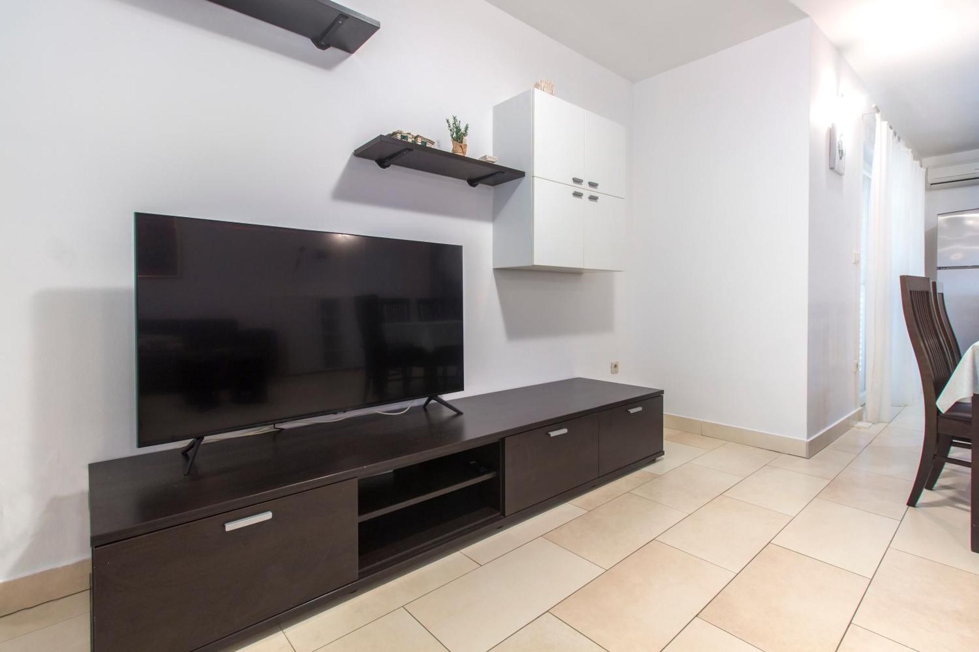 Apartmani Gnjidic ซรีมา ภายนอก รูปภาพ